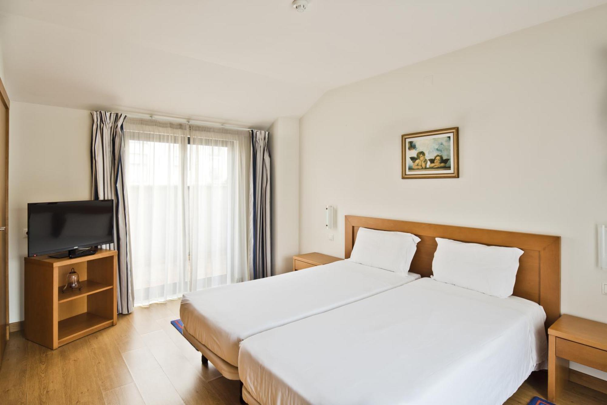 Lam Hotel Estarreja Eksteriør bilde